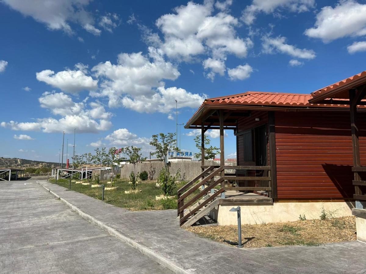 Motel 112 Algora Bagian luar foto
